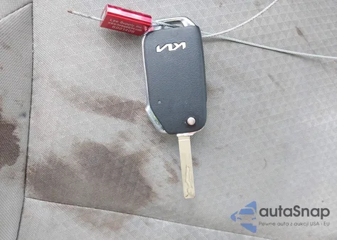 2020 Kia Soul Lx из США, поврежденный, VIN KNDJ23AU2L7003981